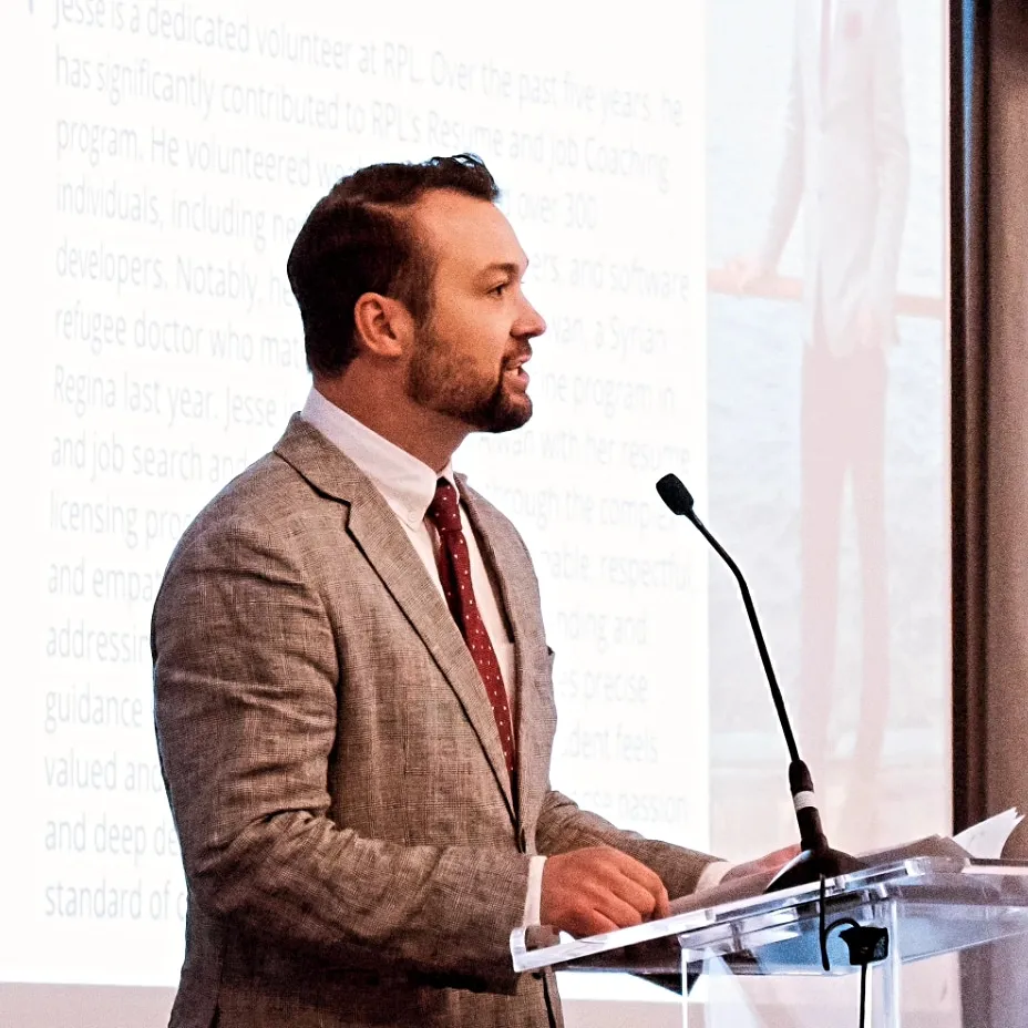 Jesse Leontowicz Research & Publication